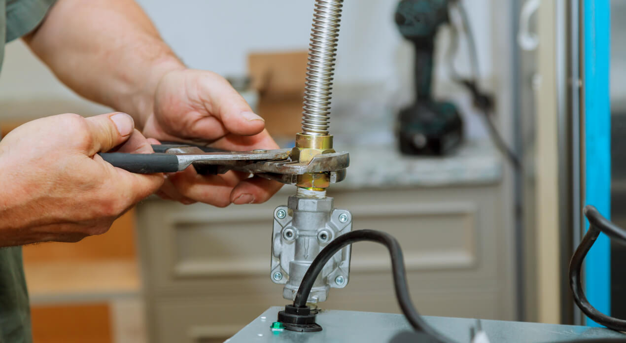 عن صيانة وتركيب الأفران والبتاجازات والسخانات - صيانة جروب